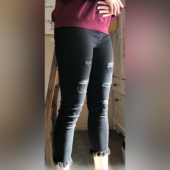 NWT OLD NAVY ROCKSTAR JEANS - Picture 1 of 8